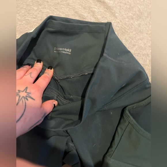 Fabletics powerhold leggings and sports bra set - Picture 5 of 6